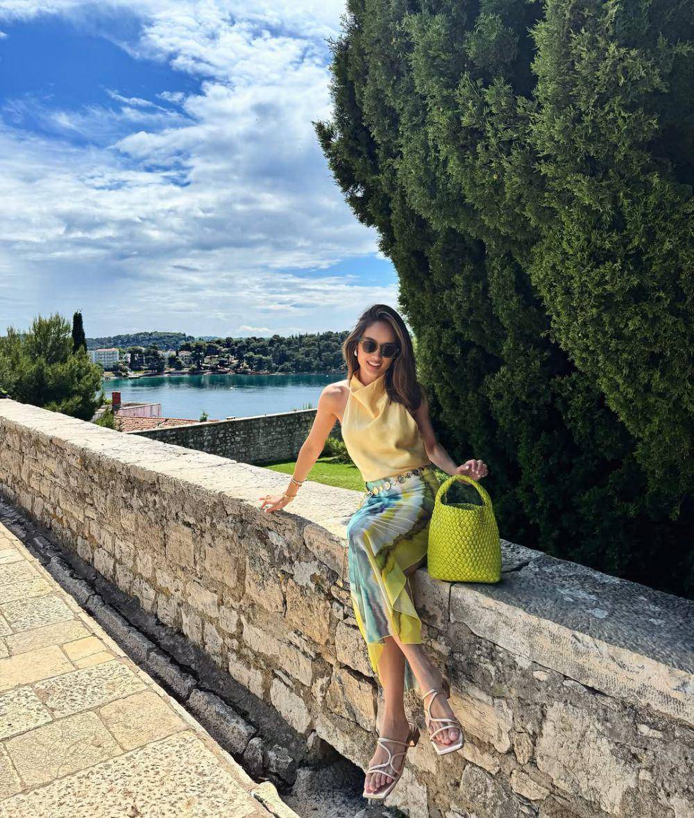 potret Cinta Laura Kiehl (instagram.com/claurakiehl)