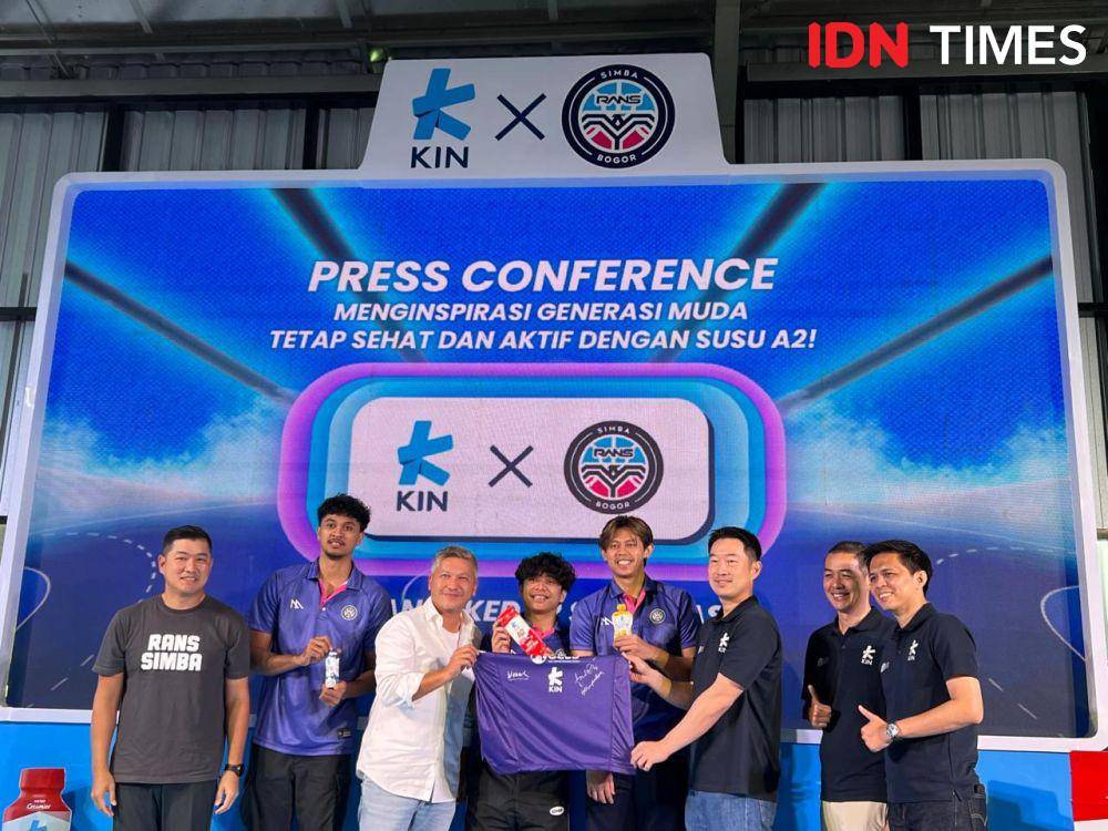 Acara konferensi pers KIN Dairy x RANS Simba Basketball (IDN Times/Wahyu Kurniawan)