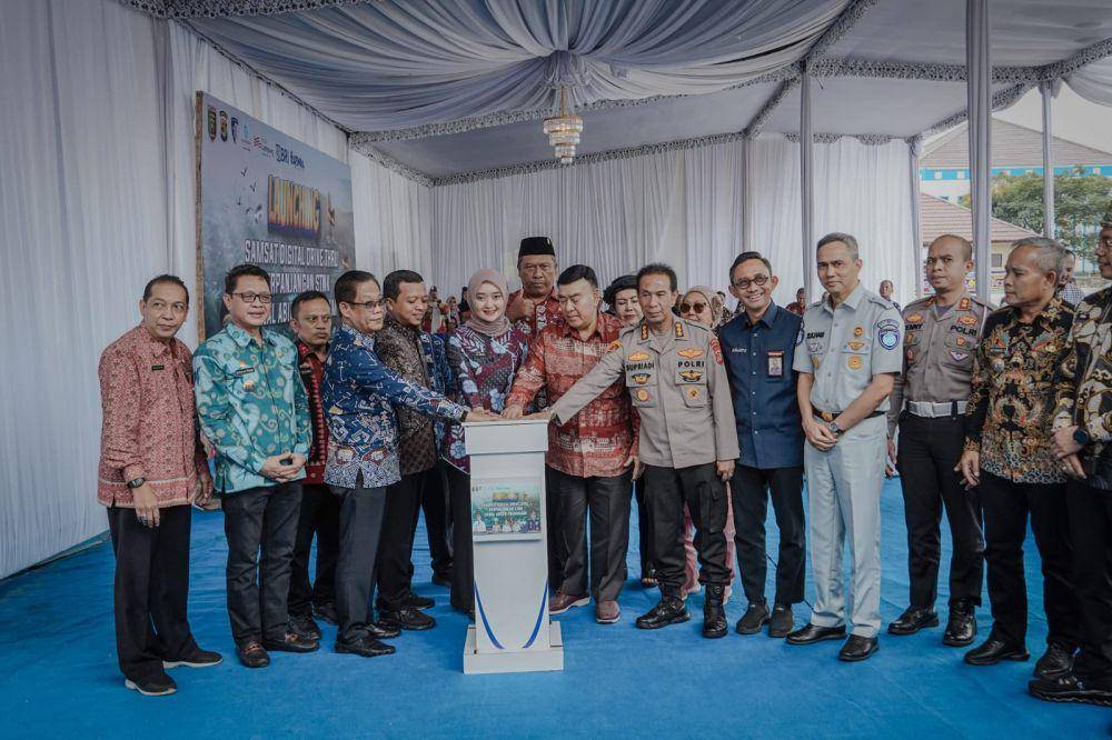 Peresmian Samsat Drive-Thru Zainal Abidin Pagar Alam (Dok.Humas Pemprov Lampung)