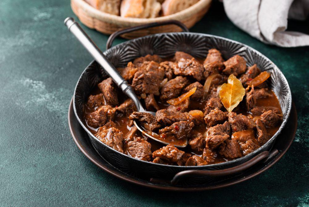 Apakah Daging Sapi Menyebabkan Darah Tinggi? Ini Faktanya