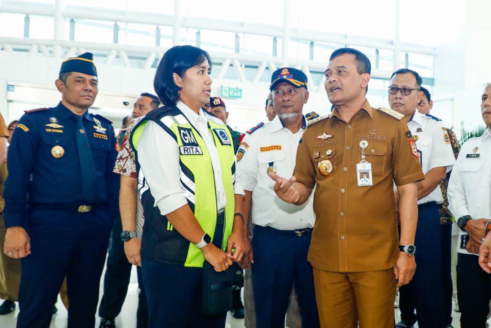 Gubernur Jateng Ahmad Luthfi memantau kondisi Bandara Ahmad Yani. (dok. Pemprov Jateng)