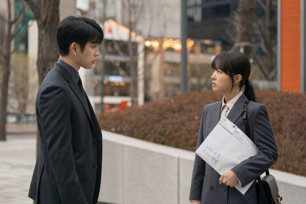 Bagaimana Cara Ho Su Membedakan Mi Ji-Mi Rae di Our Unwritten Seoul?