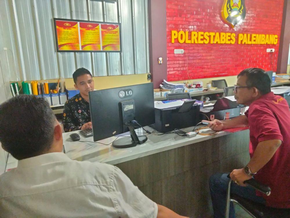 Imbas Teror Pecah Kaca, SMP 46 Palembang Rugi Rp18 Juta