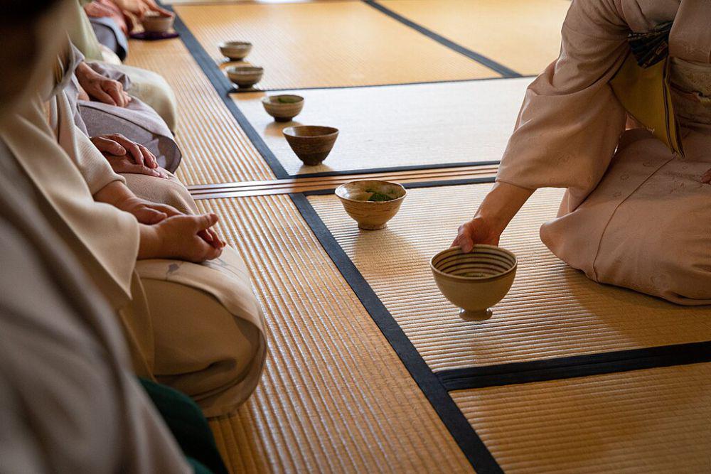 7 Etika Minum Teh Tradisi Jepang, Perhatikan ya!