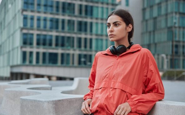 ilustrasi jaket (freepik.com/wirestock