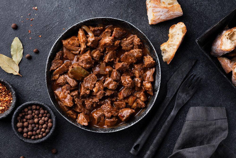 ilustrasi daging lapis karamel (freepik.com/freepik)