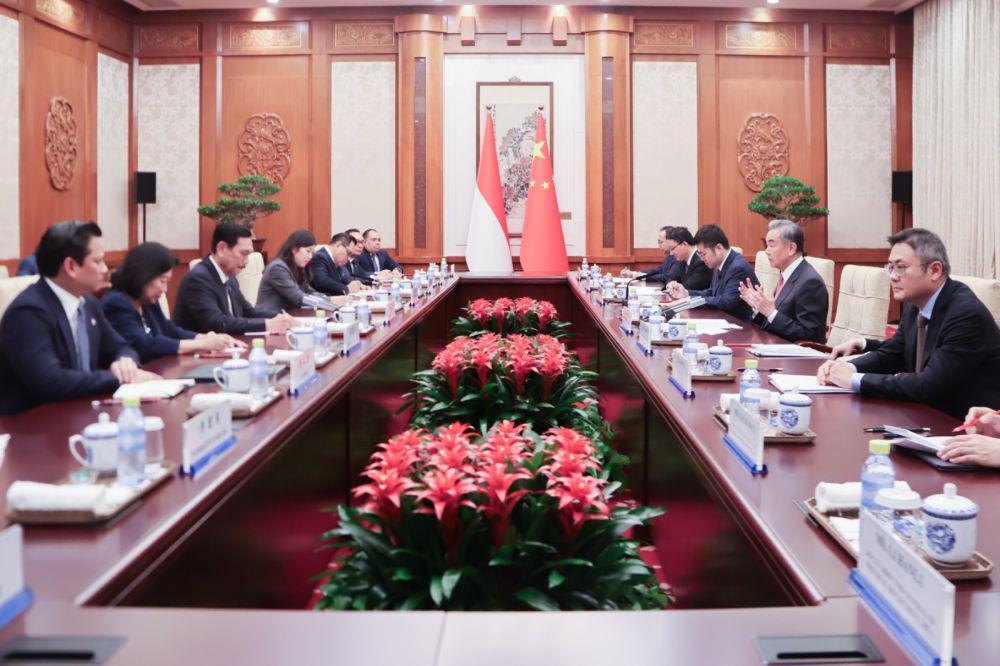 Danantara-Luhut ke China, Negosiasi Kerja Sama Infrastruktur-Kesehatan