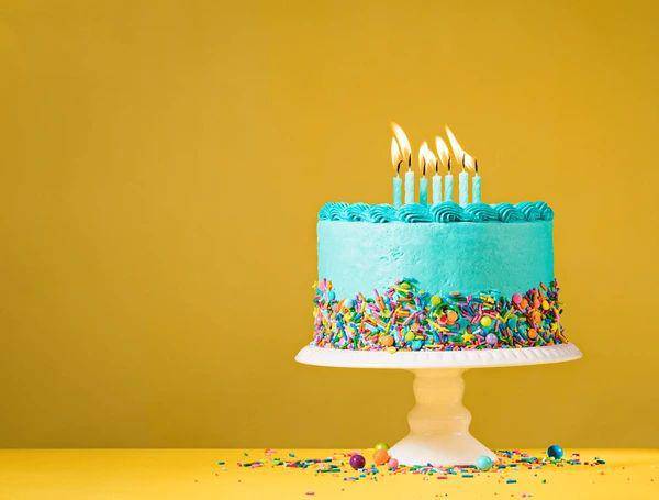 ilustrasi kue ulang tahun upin ipin kekinian (dok. shutterstock/JFunk)