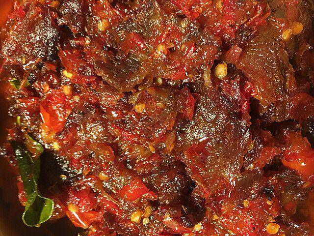 ilustrasi dendeng balado (commons.wikimedia.org/Hajar Aznam)