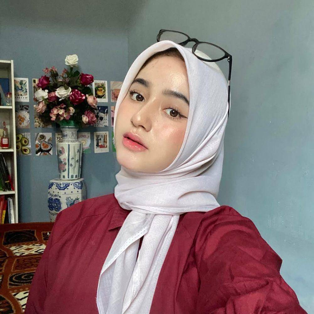 Nadia Aulia (instagram.com/nad.auliaa)