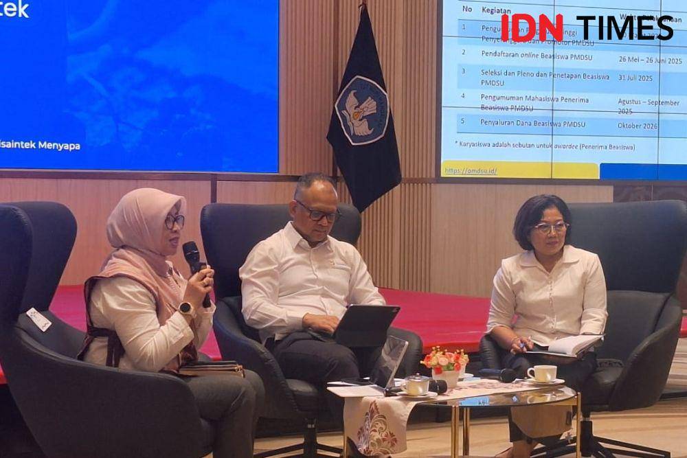 Peluncuran PMDSU Batch IX, Gedung Kemdiktisaintek, Senin (26/5/2025) (IDN Times/Lia Hutasoit)