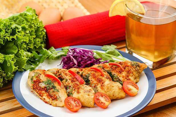 Ilustrasi omelet sayur (dapurkobe.co.id)