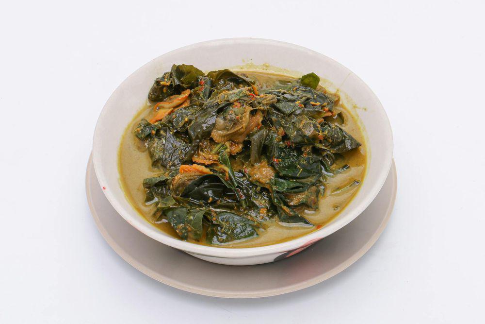 5 Isian Gulai Daun Singkong, Rasa Lebih Mantap!
