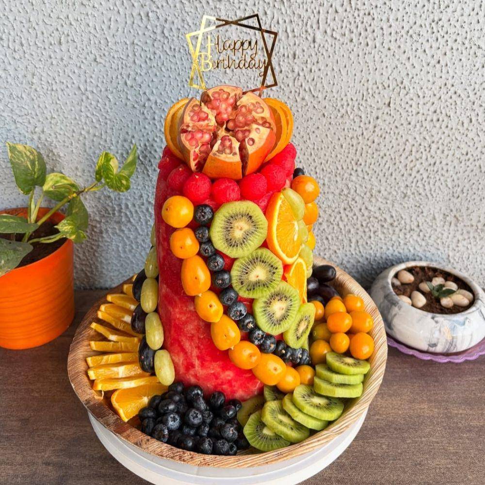 Fruit Cake (instagram.com/heavenly_handmade.0)