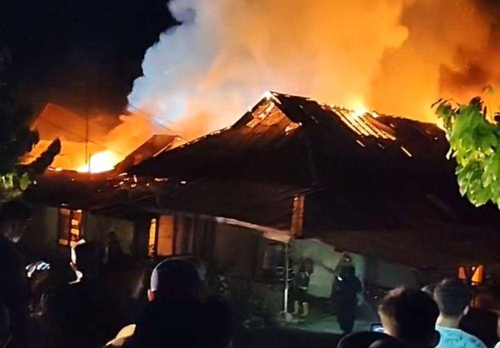 Kebakaran asrama SPN Polda Sumbar (Foto: Damkar Padang)