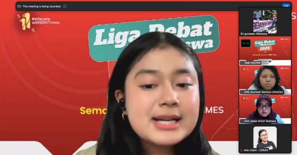 Liga Debat Mahasiswa dari UGM Jessica Olivia