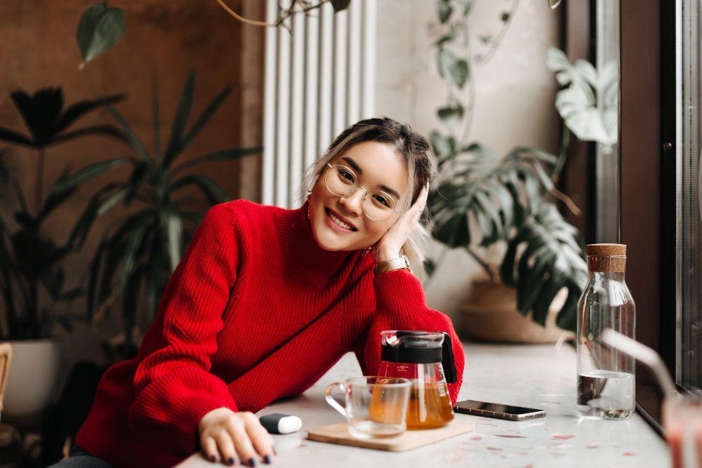 5 Zodiak Paling Pendiam, Ternyata Ini Alasan Mereka Lebih Suka Sendiri