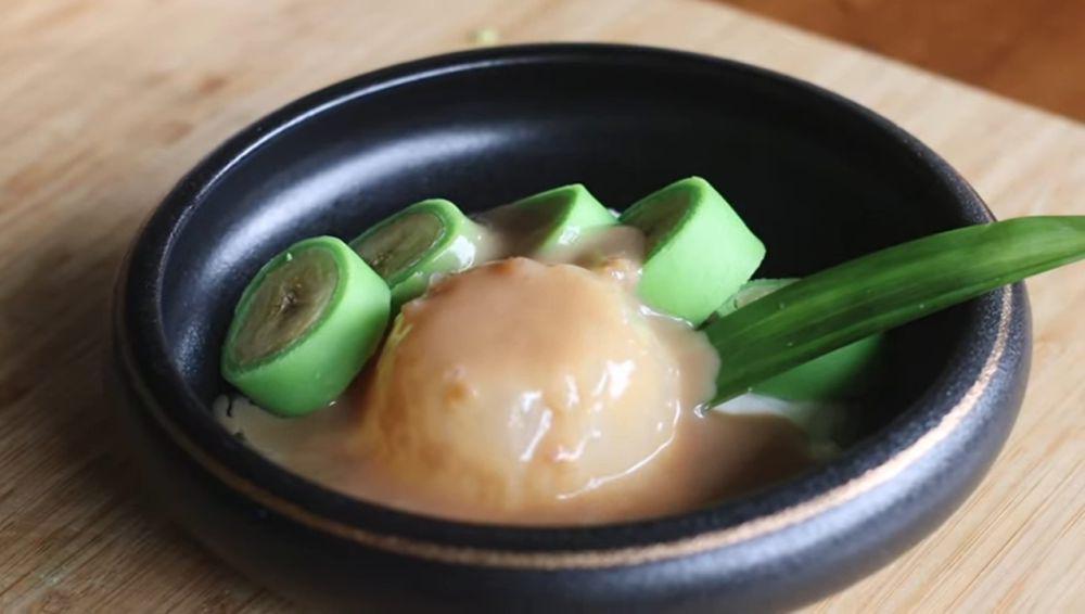 Resep Es Pisang Ijo Karamel yang Manis dan Lembutnya Memikat