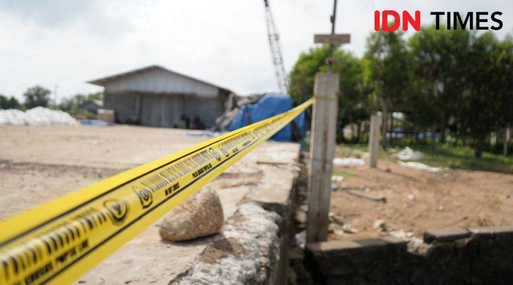 Kegiatan reklamasi tanpa izin di Kayong Utara dihentikan KKP. (IDN Times/istimewa).