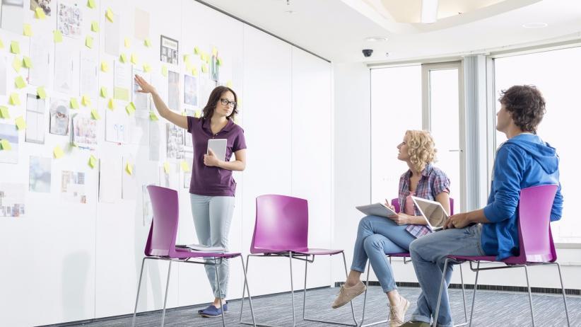 https://cdn.idntimes.com/content-images/post/20170630/20151120190823-presentation-woman-creative-office-working-coworkers-business-explaining-ec61df9e79d2c3db65cfd09b6ba41bf9.jpeg