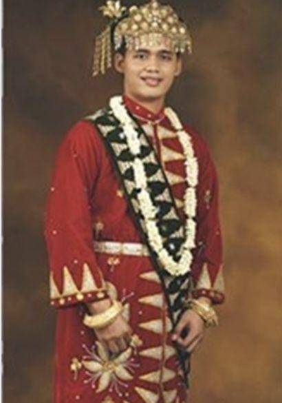 Baju adat Bangka Belitung (website wonderful.pangkalpinangkota.go.id)