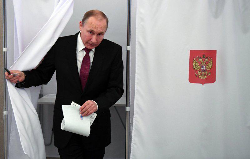 https://cdn.idntimes.com/content-images/post/20180319/antarafoto-putin-vote-russia-180318-1521426089-11754-680fbd3005d63ace883d471142e2855c.jpg