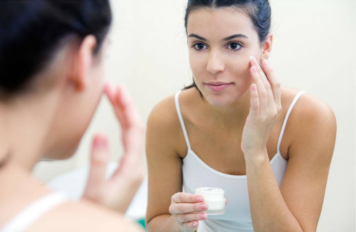 https://cdn.idntimes.com/content-images/post/20170622/best-face-moisturizer-for-acne-prone-skin-0bc49484a38d394fc5b191fd9756aa58.jpg