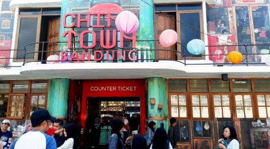 https://cdn.idntimes.com/content-images/post/20180204/chinatown-bandung-6f6d19802649bfa81656f322f29b583d.jpg