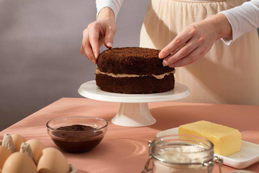 ilustrasi susun cake (freepik.com/freepik)