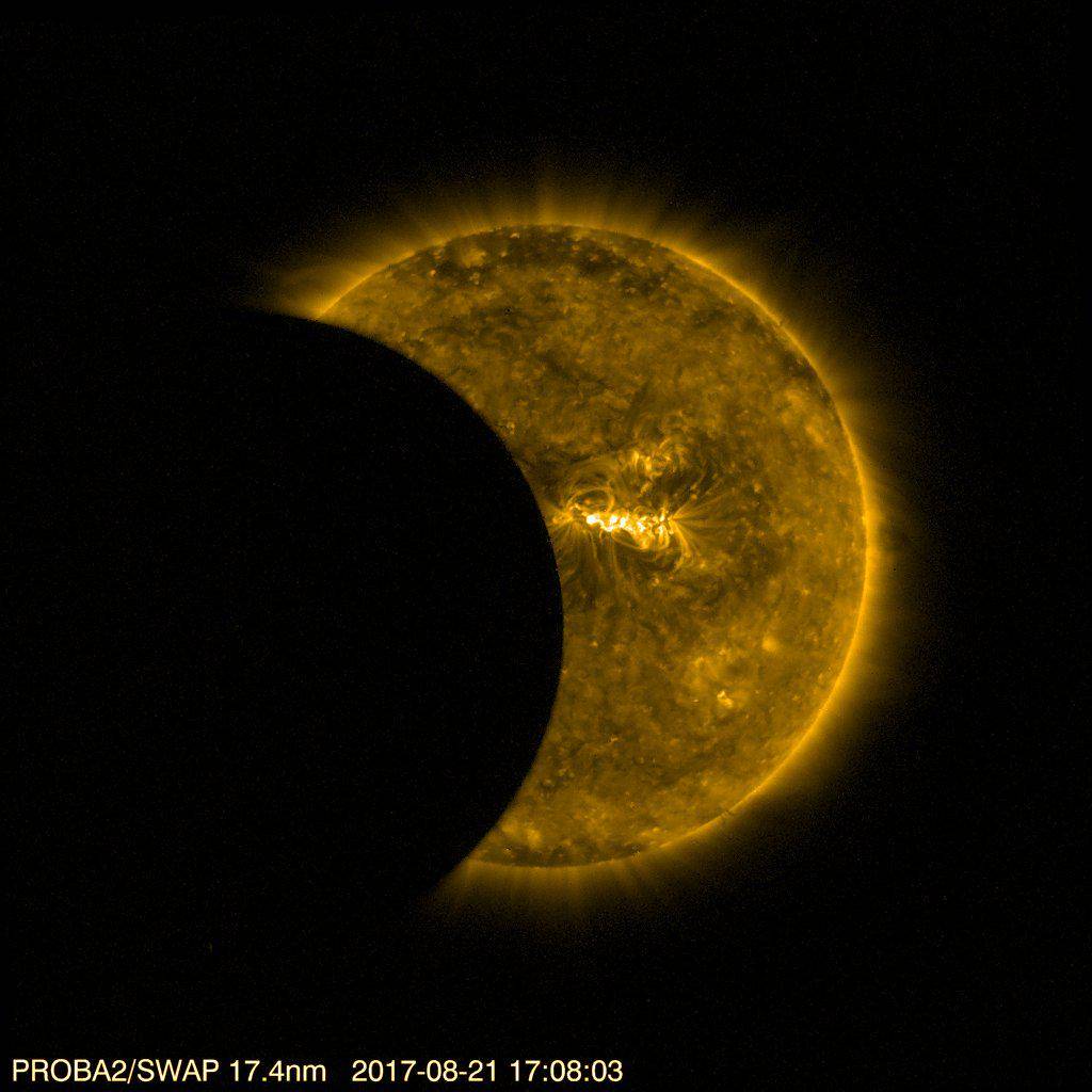 https://cdn.idntimes.com/content-images/post/20171221/ec-esascience-9bc407ac079d001cbc51465773e03e7f.jpg