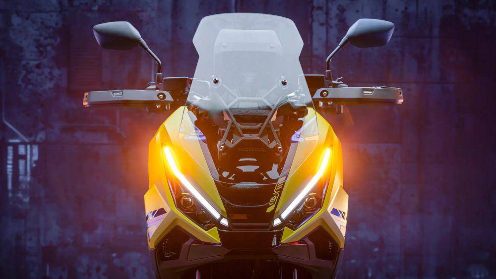 Ilustrasi bodi depan Motor Honda X-ADV 2025 Special Edition (honda.co.uk)