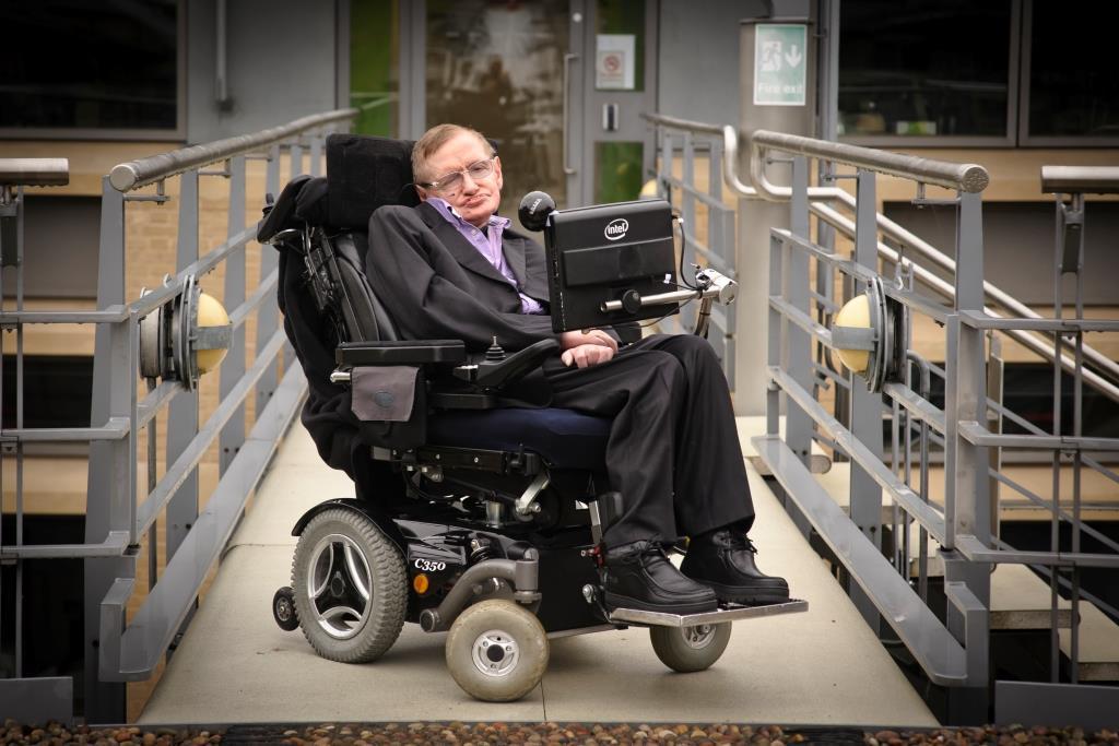 https://cdn.idntimes.com/content-images/post/20180314/hawking1-dca011c10ef51f8530ecd05b2a35bbb3.jpg