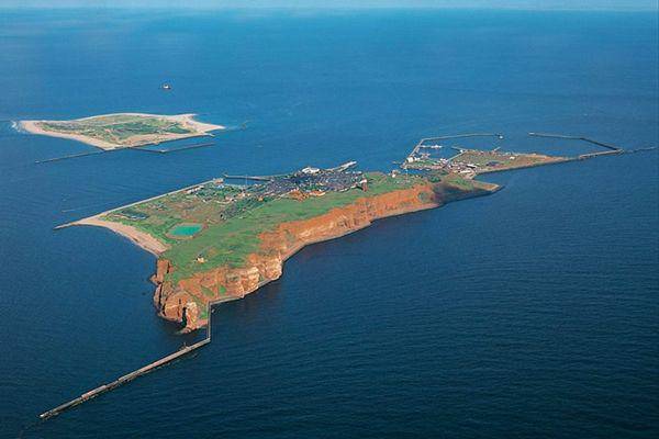 http://cdn.idntimes.com/content-images/post/20160226/heligoland-bremen-tourism-de-cb6bfd83ed6f3ec03faf06df1891cd9c.jpeg