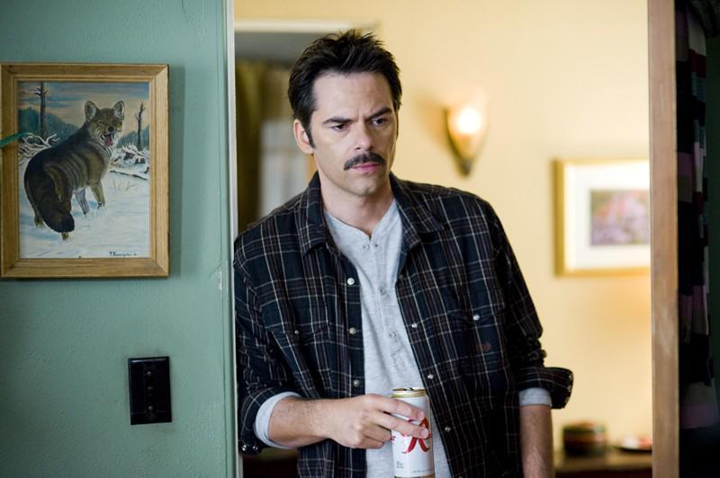 https://cdn.idntimes.com/content-images/post/20180314/il-padre-di-bella-charlie-swan-interpretato-da-billy-burke-nel-film-the-twilight-saga-new-moon-139705-a046207a276c903cae93c740b68c7903.jpg