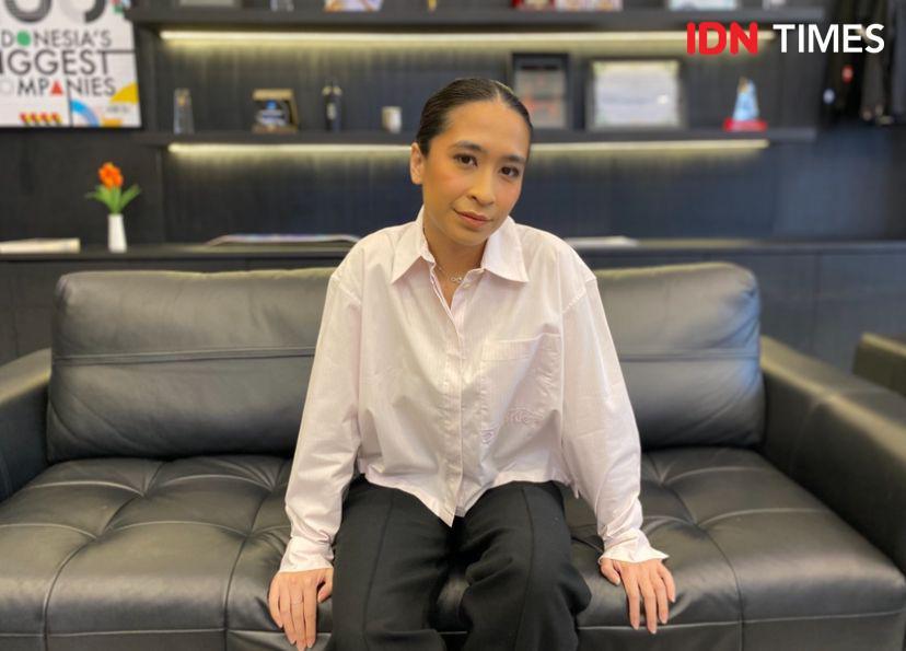 potret Ara Johari di kantor IDN, Jakarta, Selasa (27/5/2025) (dok. IDN Times/Rani Asnurida)