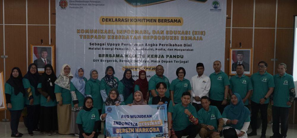 Deklarasi Komitmen Bersama Pencegahan Pernikahan Dini melalui pendekatan Komunikasi, Informasi, dan Edukasi (KIE). (Dok. Istimewa)