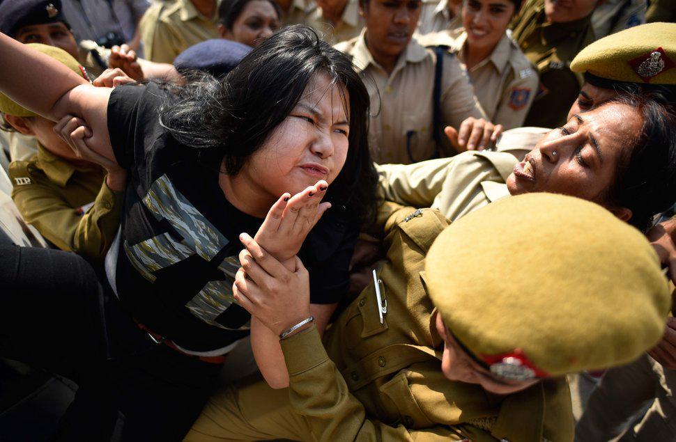 https://cdn.idntimes.com/content-images/post/20170309/india2-0e1d46304bd613fd5c2b57e654549023.jpeg