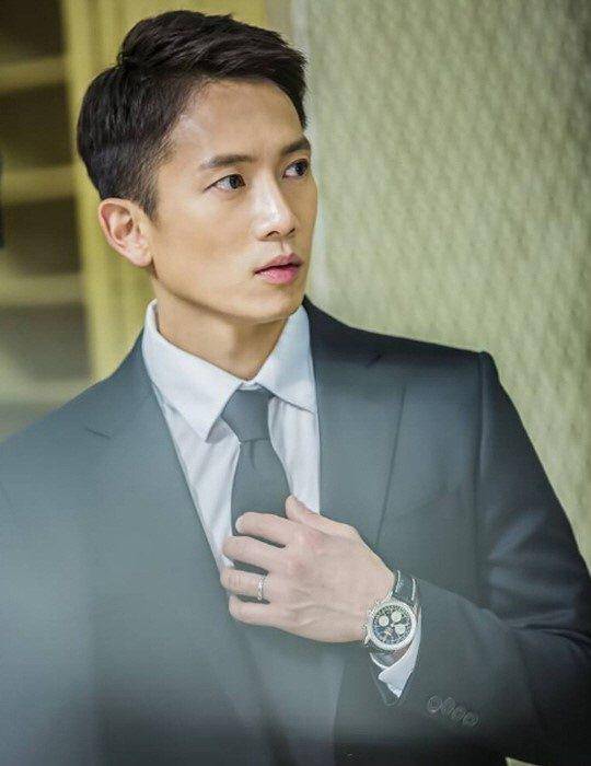 https://cdn.idntimes.com/content-images/post/20171123/ji-sung-defendant-540x700-soompi-93bee04c0472e6fd6cebecbd78ce1107.jpg