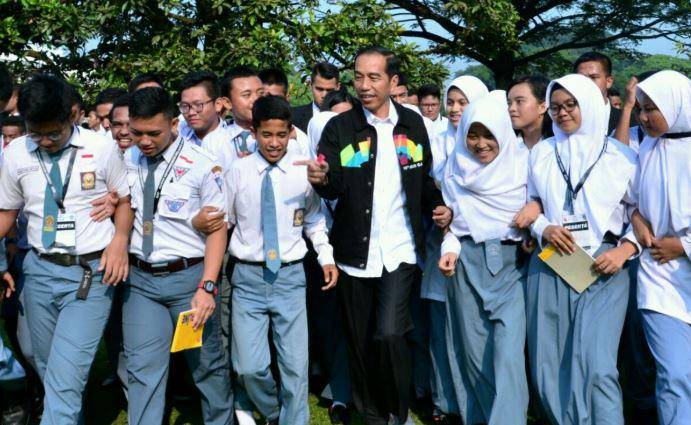 https://cdn.idntimes.com/content-images/post/20180505/jokowi-29-2726f5e8d614b195287d53c680df248e.JPG