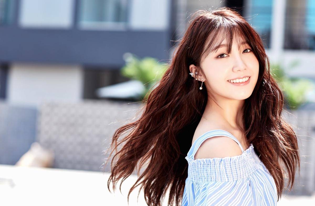 https://cdn.idntimes.com/content-images/post/20171213/jung-eun-ji-soompi-6debbd659cf9872954461f4833b4bb18.jpg