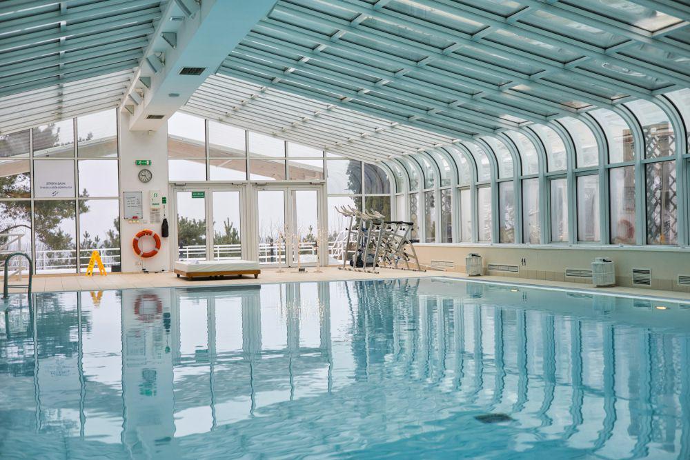 3 Kolam Renang Indoor di Jakarta Selatan untuk Rekreasi Keluarga