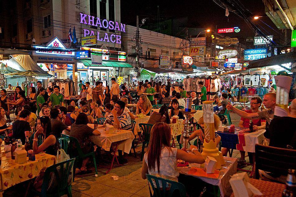 http://cdn.idntimes.com/content-images/post/20160119/khaosan-road-bangkok-d2652deadd49d7b4f25f780484b9cc6b.jpg