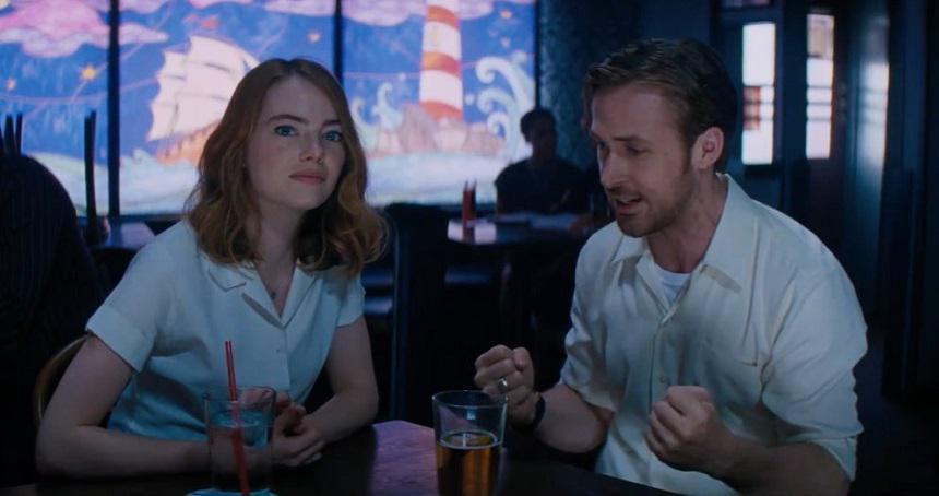 https://cdn.idntimes.com/content-images/post/20170830/la-la-land-emma-stone-and-ryan-gosling-december-2016-movie-f9ff35f3e5bdd5bb40fe6aa58ee2b75e.jpg