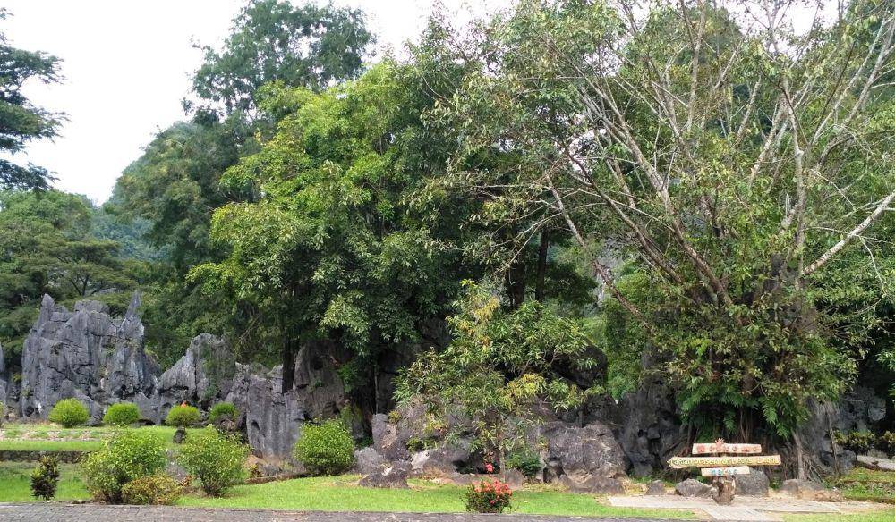 Taman Prasejarah Leang-Leang, Geopark Maros Pangkep (dok.pribadi/Gusti Nur Iwari)