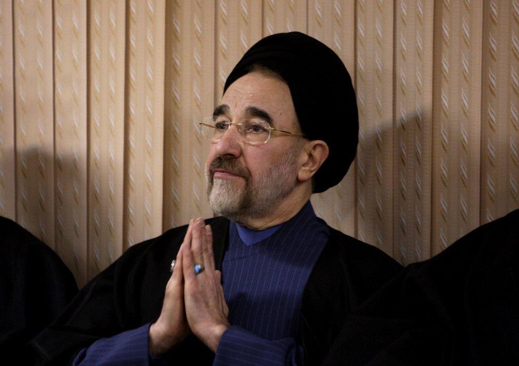 http://cdn.idntimes.com/content-images/post/20160105/mideast-iran-calling-horo-2-d97a78b11f7963a7a20534789e9010ac.jpg
