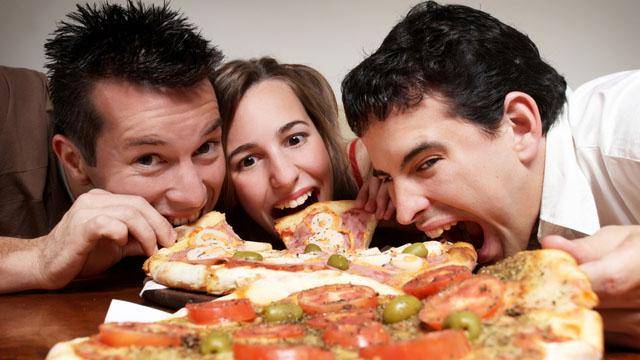 https://cdn.idntimes.com/content-images/post/20171129/sad-eaters-17d9d590bea6d73f7bc1f9b0f1585b51.jpg