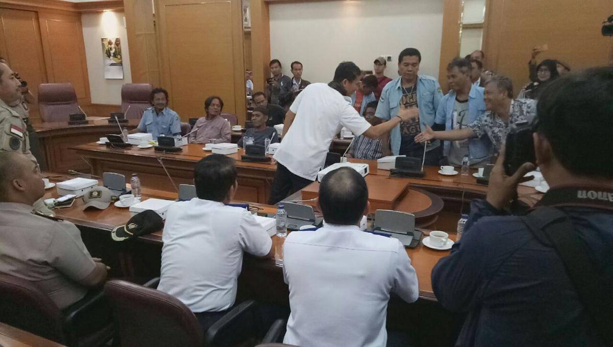 https://cdn.idntimes.com/content-images/post/20180131/sandiaga1-37773690a9f66073a8da7847c04aaca7.jpg