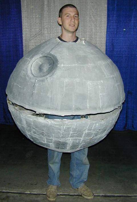 https://cdn.idntimes.com/content-images/post/20170503/star-wars-cosplay-fail-8-d30fd7abf7b2dd044c8d61caa2d2226d.jpg