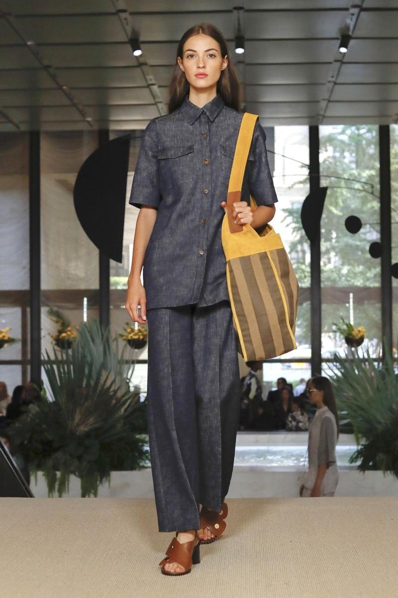 https://cdn.idntimes.com/content-images/post/20171228/tren-fashion-3-8a6cc04d061e19eb33f274eb7665fbae.jpg