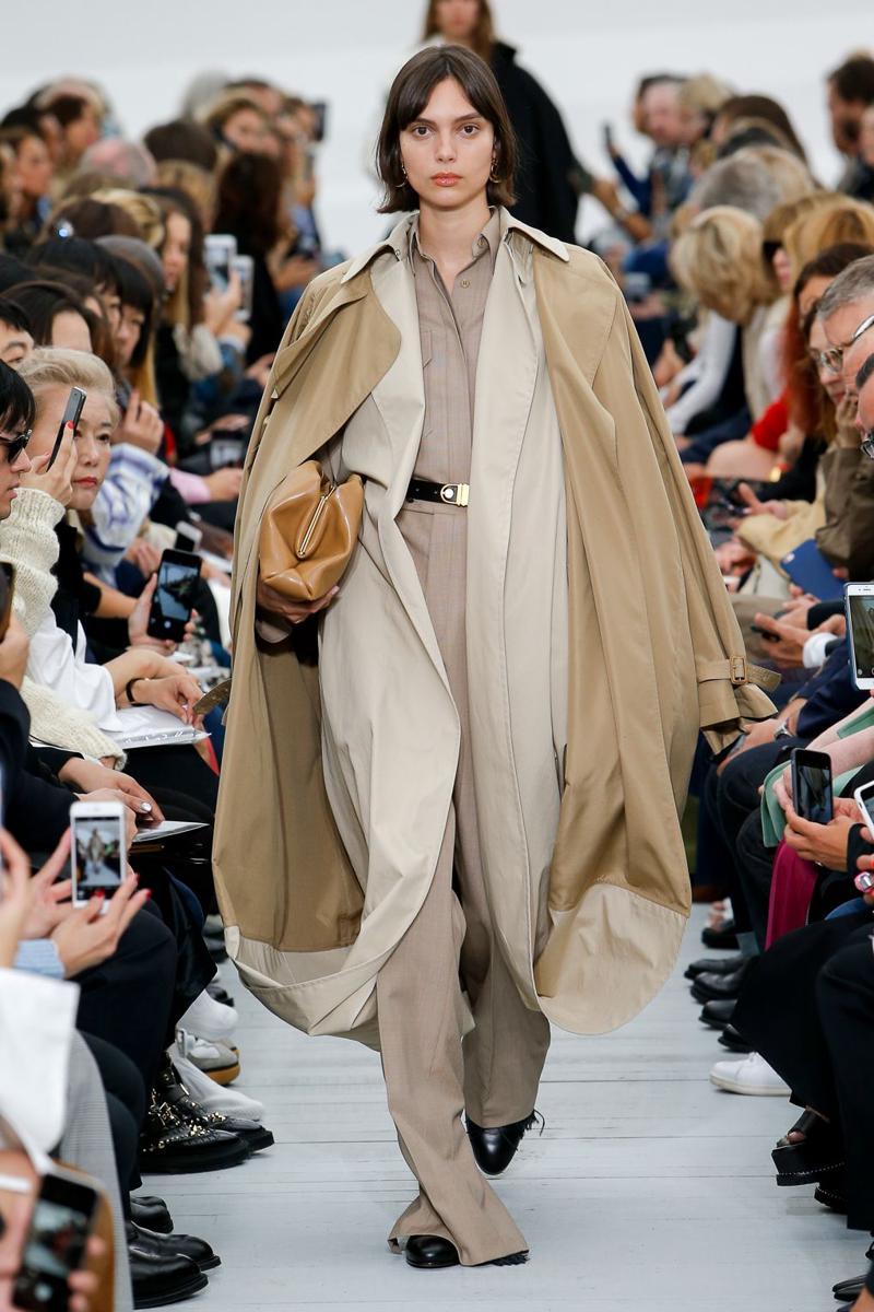https://cdn.idntimes.com/content-images/post/20171228/tren-fashion-4-8796dd1c554cd578502d54b0989d81bb.jpg